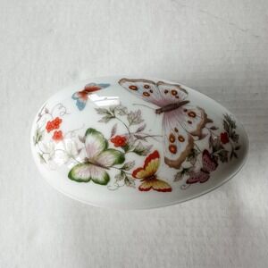 Vintage 1974 Avon‎ Egg Shaped Trinket Box Butterfly Fine Porcelain 22K Gold Trim